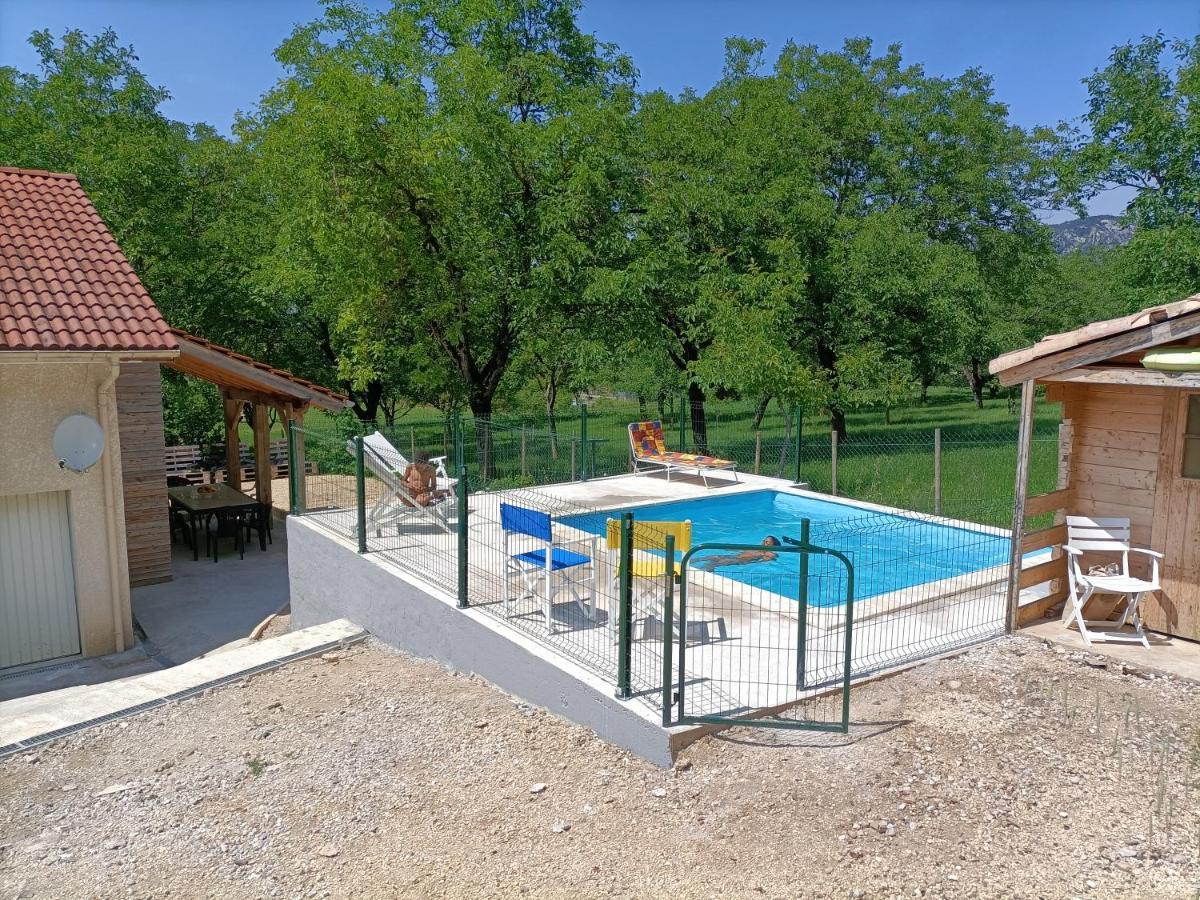 Villa La maison dans les noyers à Sainte-Eulalie-en-Royans Extérieur photo